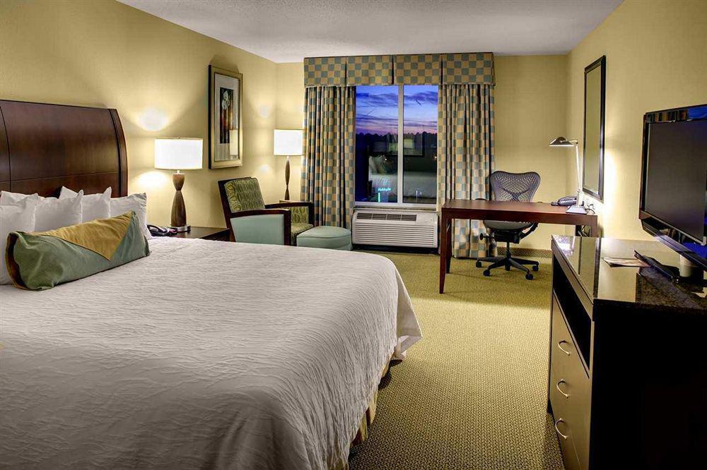 Hilton Garden Inn Richmond South/Southpark Colonial Heights Phòng bức ảnh