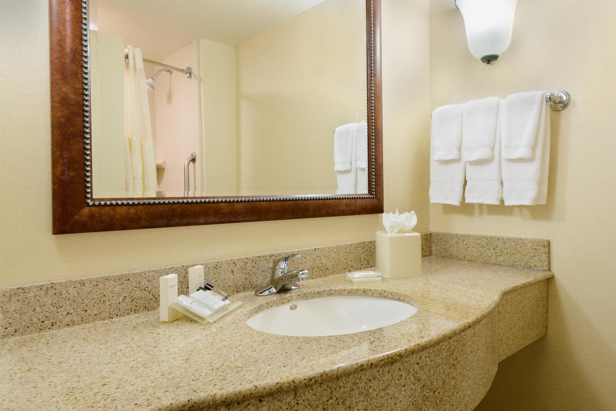 Hilton Garden Inn Richmond South/Southpark Colonial Heights Ngoại thất bức ảnh
