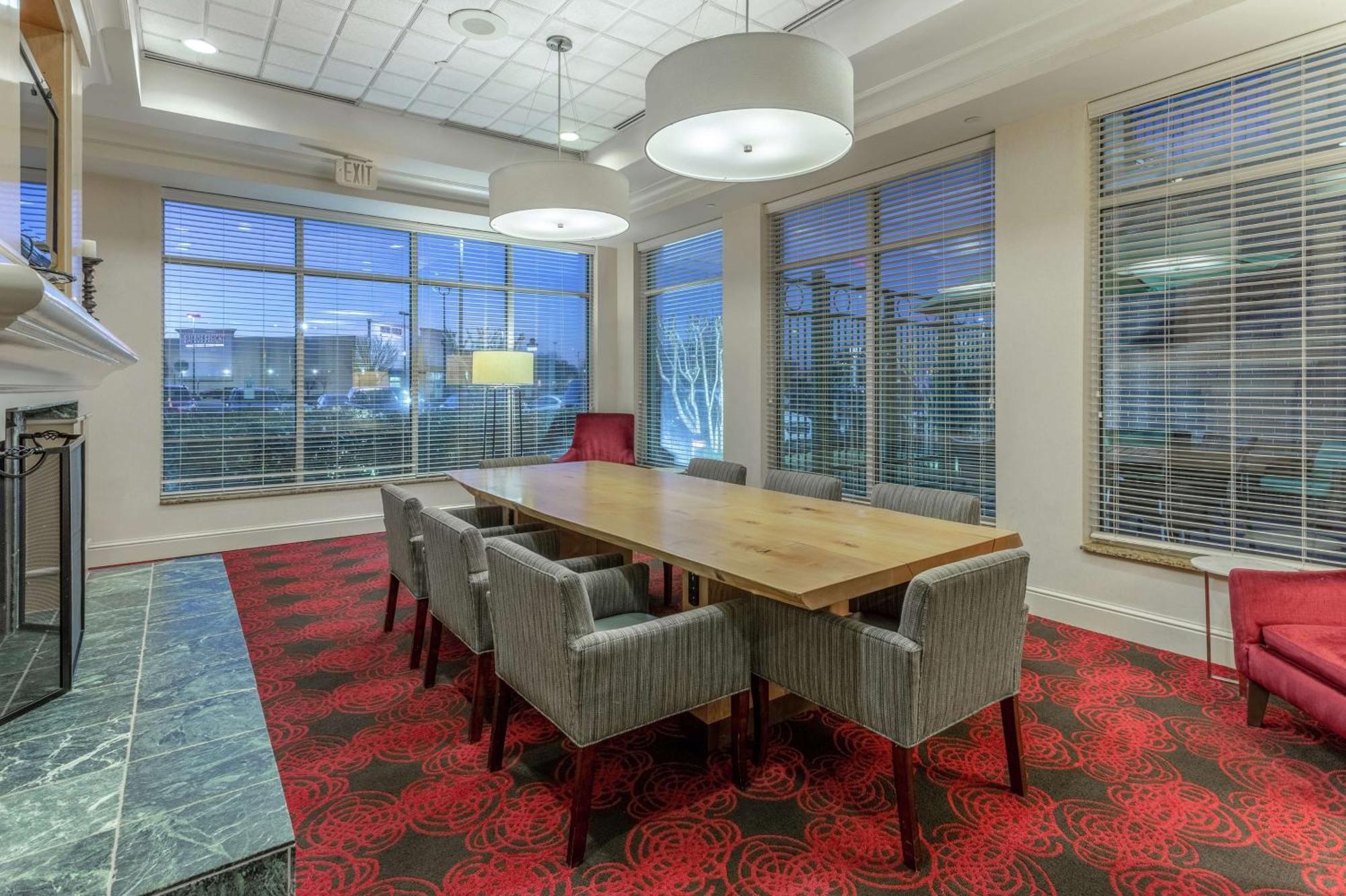 Hilton Garden Inn Richmond South/Southpark Colonial Heights Ngoại thất bức ảnh